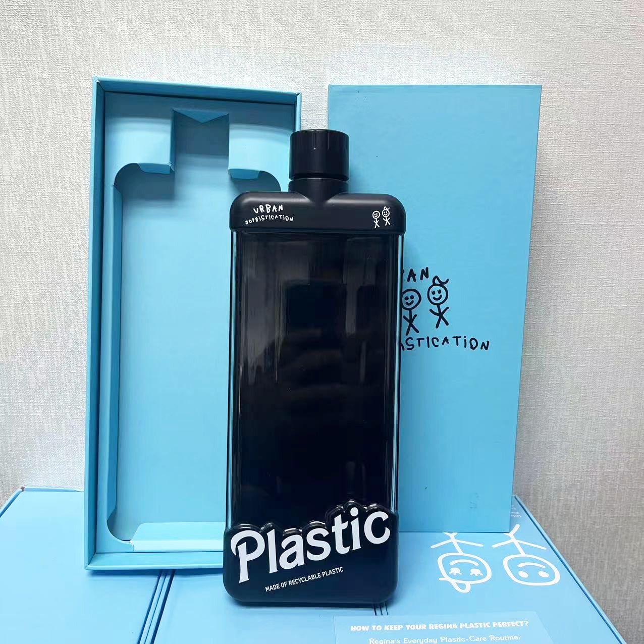 運動水壺 Regina 超薄水樽 50度以下 500ml/17oz  Urban Sophistication Bottle Plastic 黑色第二版 [平行進口]